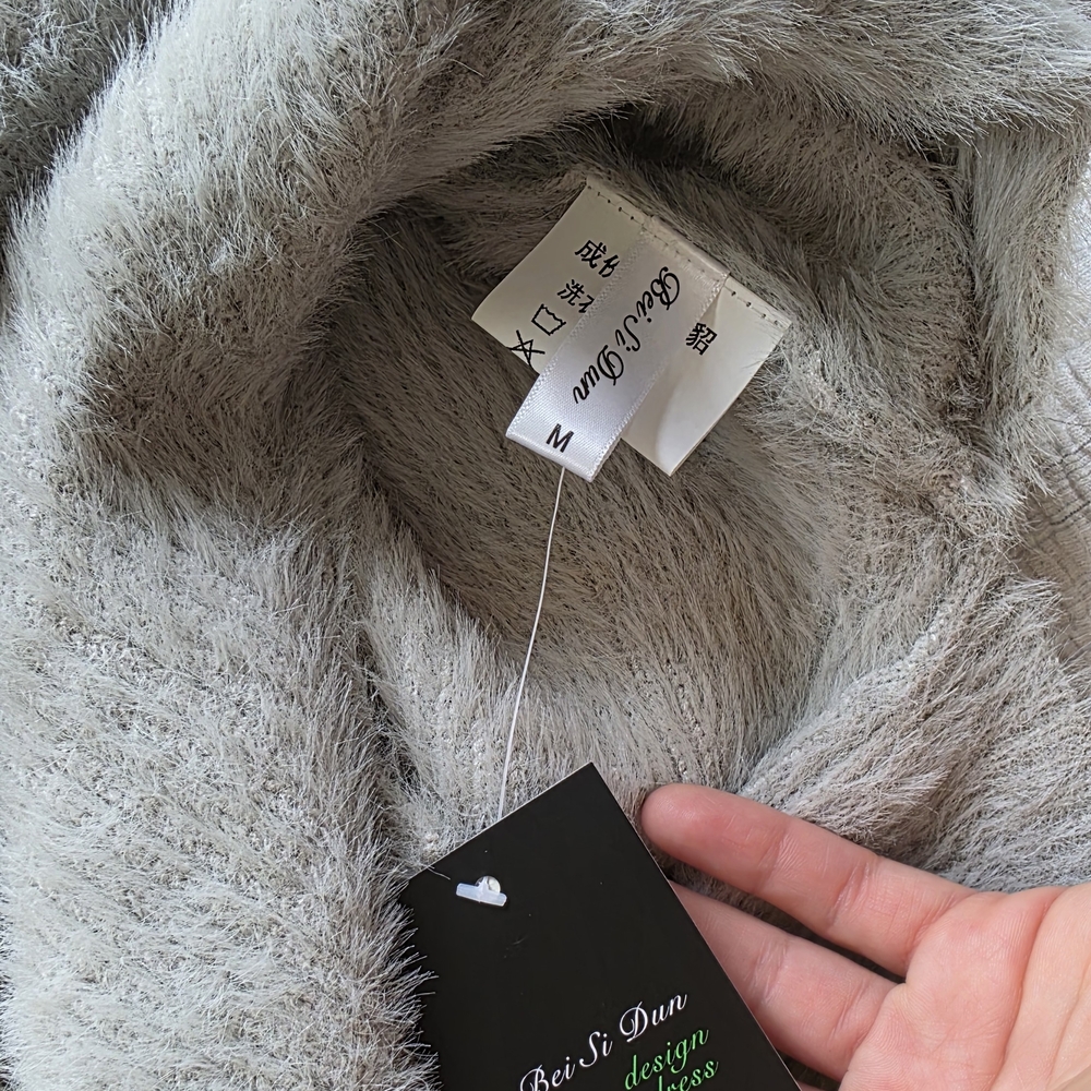 NWT Grey Cropped Knit Sweater Girlcore Soft Girl Aesthetic Layering Faux Fur M - Picture 6 of 7